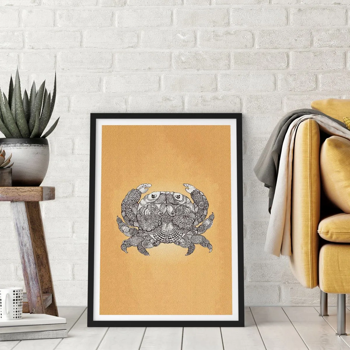 Plagát v čiernom ráme - Dekoratívna ilustrácia kraba s jemným vzorom na zlatom pozadí - 50x70cm - Príbehy pána Kraba - Moderná nástenná dekorácia do obývacej izby a spálne ARTTOR