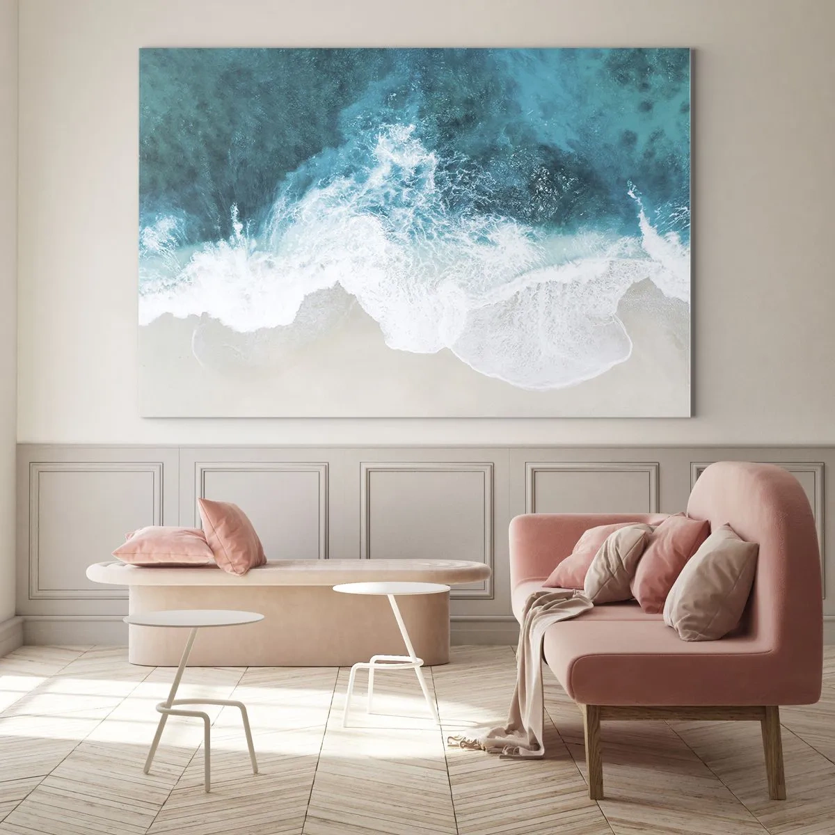 Obraz na skle - Letecký záber morských vĺn narážajúcich na pobrežie - 70x50cm - Prirodzené pohladenie - Moderná nástenná dekorácia do obývacej izby a spálne ARTTOR