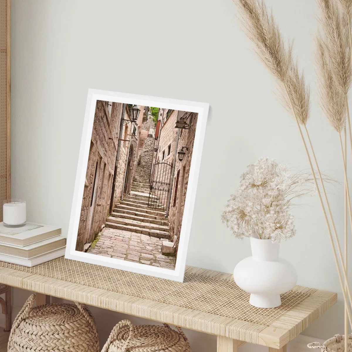 Plagát v bielom ráme - Kúzelná stará ulička - 61x91 cm