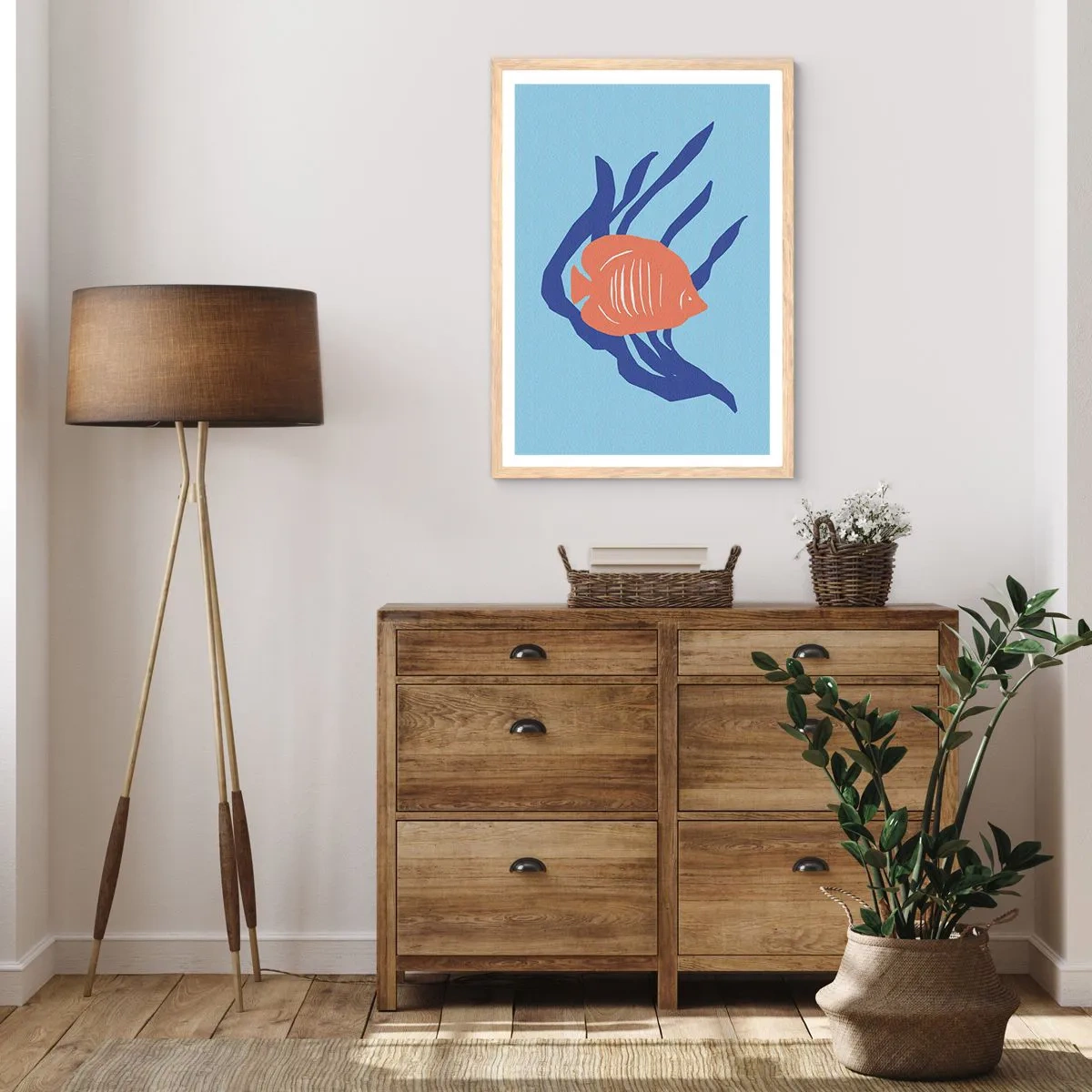 Plagát v ráme zo svetlého duba - Obyvateľka koralových vôd - 50x70 cm
