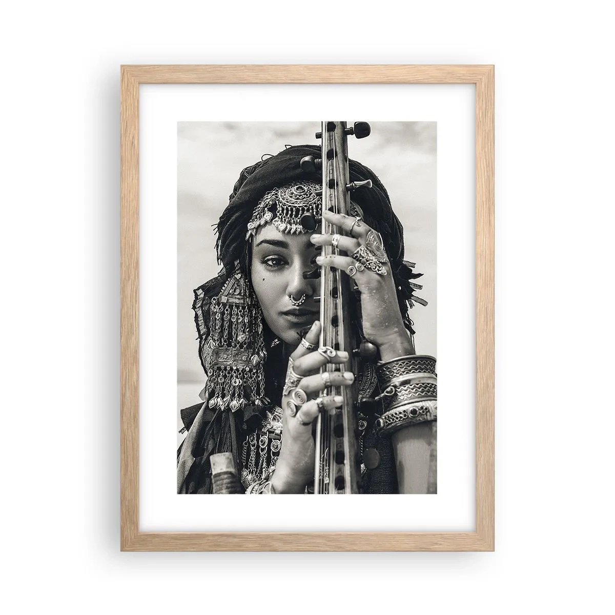 Plagát v ráme zo svetlého duba - Samotná hudba orientu - 30x40 cm