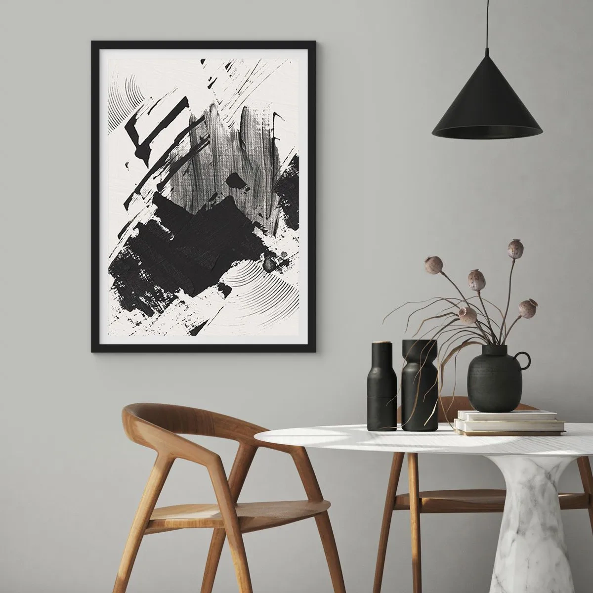 Plagát v čiernom ráme - Abstraktné čiernobiele ťahy štetcom - 50x70cm - Abstrakcia – expresia čiernej - Moderná nástenná dekorácia do obývacej izby a spálne ARTTOR