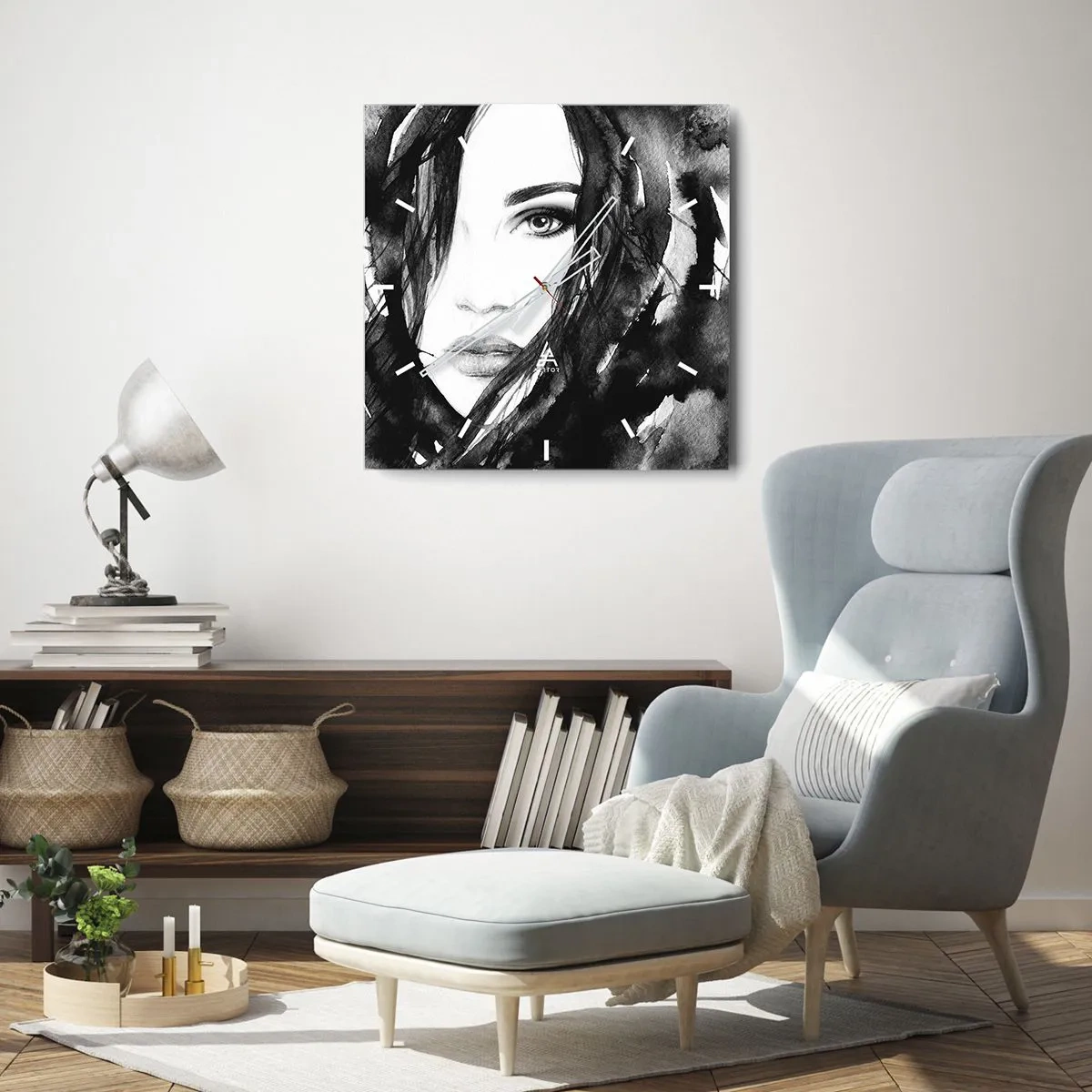 Nástenné hodiny - Portrét dámy v čiernej a bielej - 30x30 cm