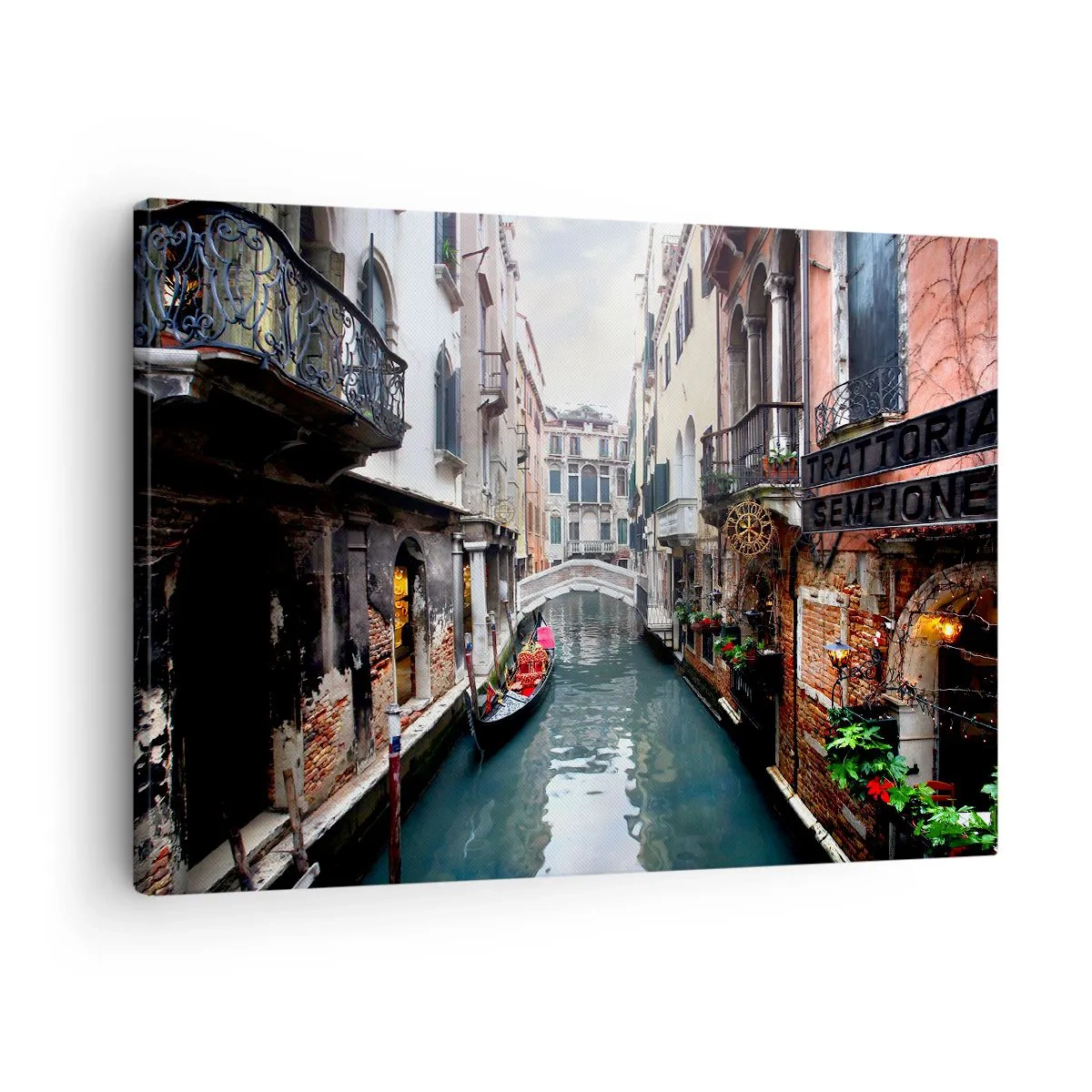 Obraz na plátne - Kanál v Benátkach s gondolou a historickými budovami - 70x50cm - Benátska krajina s gondolou a mostíkom - Moderná nástenná dekorácia do obývacej izby a spálne ARTTOR
