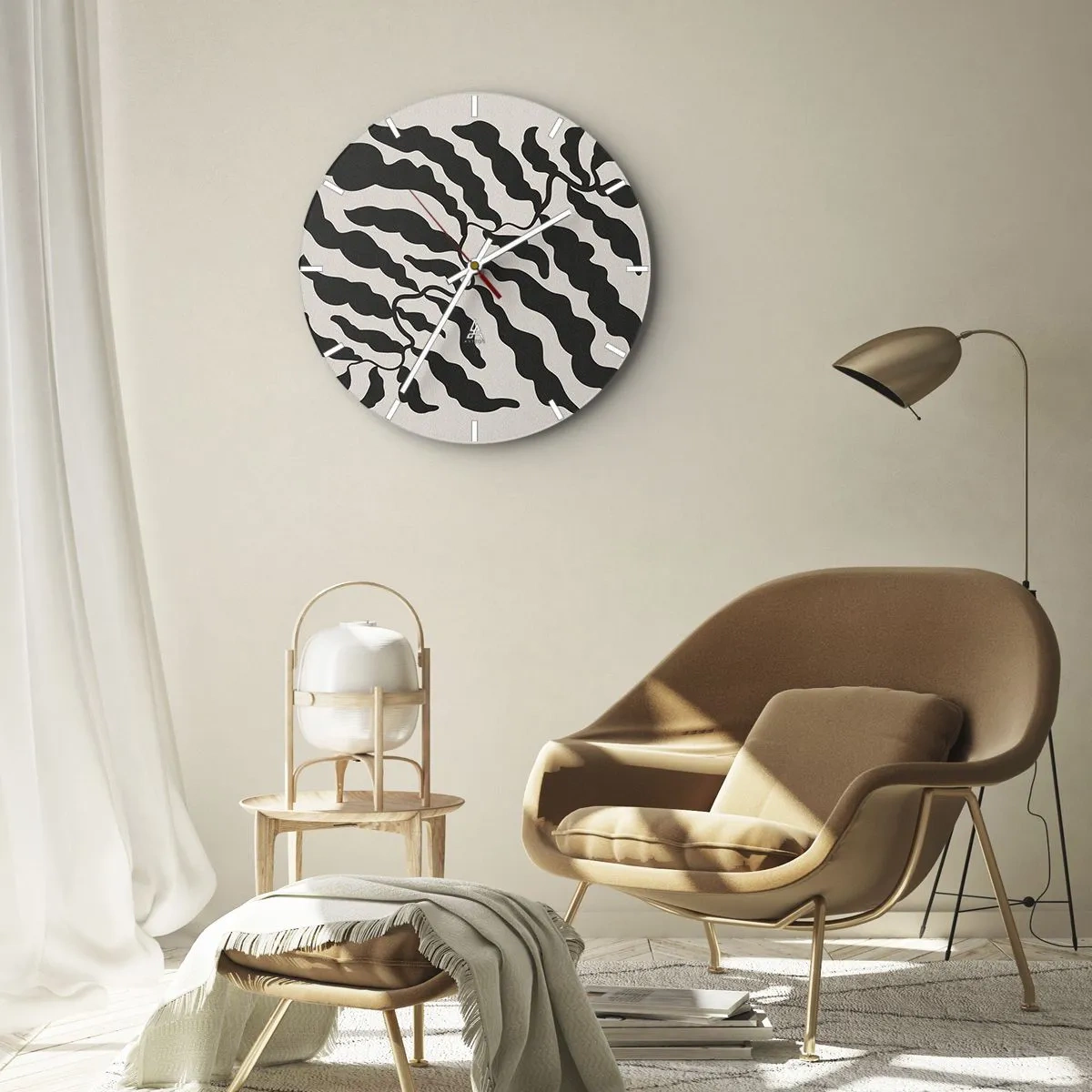 Nástenné hodiny - Čierne organické listové tvary na svetlom pozadí - 30x30cm - Povaha štvorca - Moderná nástenná dekorácia do obývacej izby, kuchyne a spálne ARTTOR