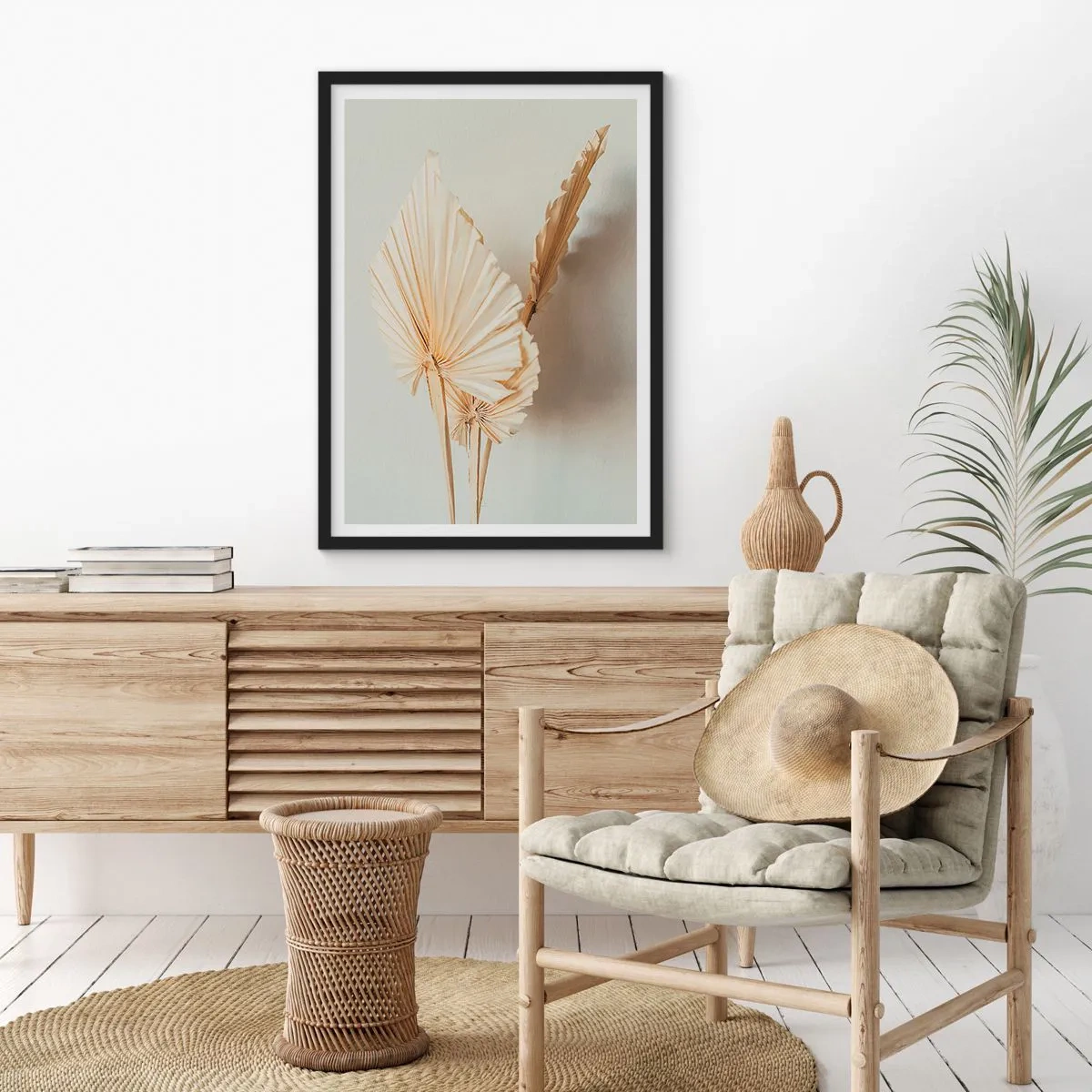 Plagát v čiernom ráme - Sušené palmové listy v minimalistickom aranžmáne na svetlom pozadí - 50x70cm - Keď potrebuješ útechu - Moderná nástenná dekorácia do obývacej izby a spálne ARTTOR