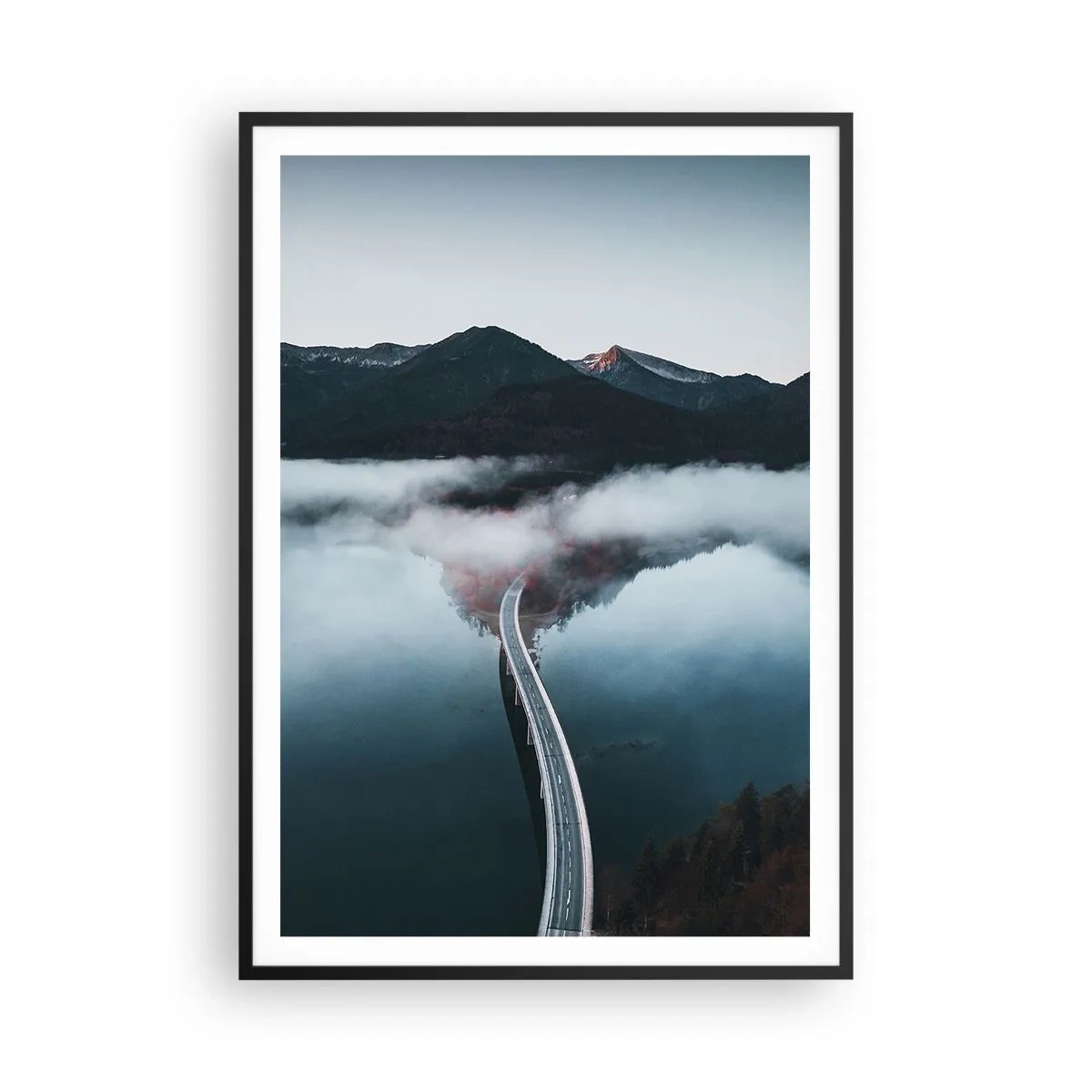 Plagát v čiernom ráme - Pri vode hladkej ako zrkadlo - 70x100 cm