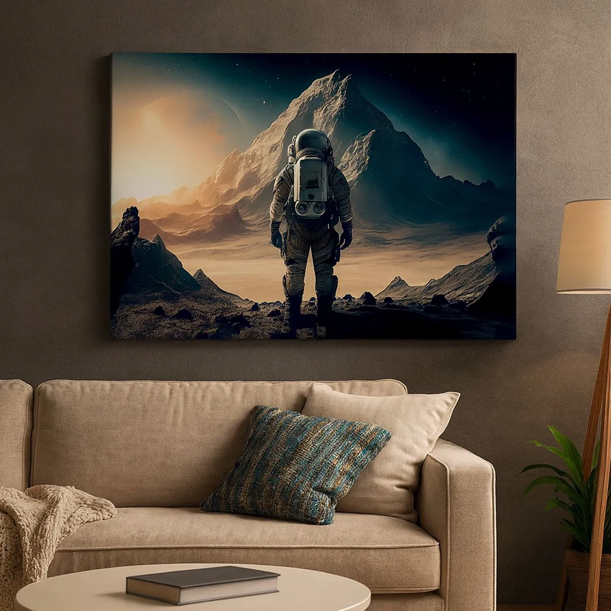 Obraz na plátne - Astronaut na pozadí majestátnych hôr - 70x50cm - Nová výzva - Moderná nástenná dekorácia do obývacej izby a spálne ARTTOR