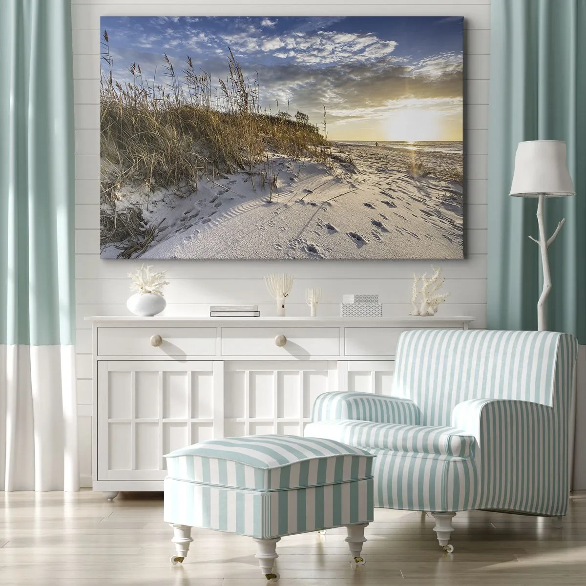 Obraz na plátne - Duny s trávou a stopami v piesku pri západe slnka - 70x50cm - Pozvánka na prechádzku - Moderná nástenná dekorácia do obývacej izby a spálne ARTTOR