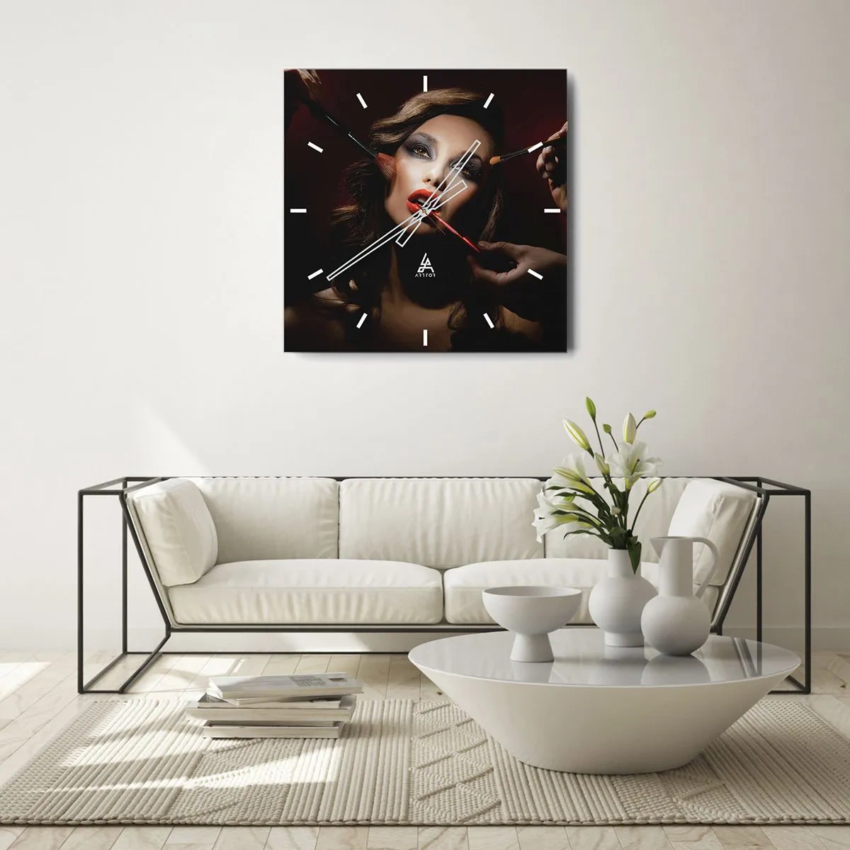 Nástenné hodiny - Krásna zasnená - 40x40 cm