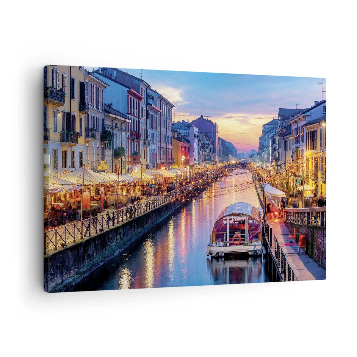 Obraz na plátne - Kanál s osvetlením obklopený farebnými budovami - 70x50cm - Večer plný svetla a zábavy - Moderná nástenná dekorácia do obývacej izby a spálne ARTTOR