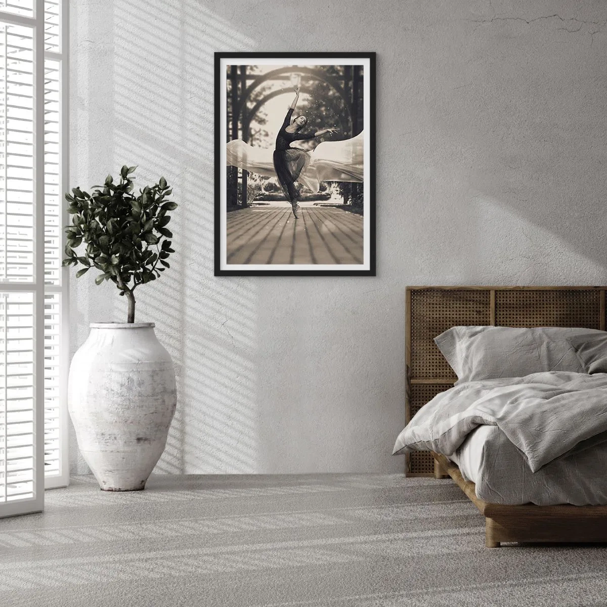 Plagát v čiernom ráme - Tanec ducha záhrady - 70x100 cm