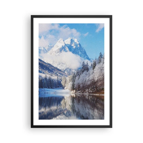 Plagát v čiernom ráme - Zasnežené vrcholky hôr sa odrážajú v jazere v zime - 50x70cm - Snehová stráž - Moderná nástenná dekorácia do obývacej izby a spálne ARTTOR