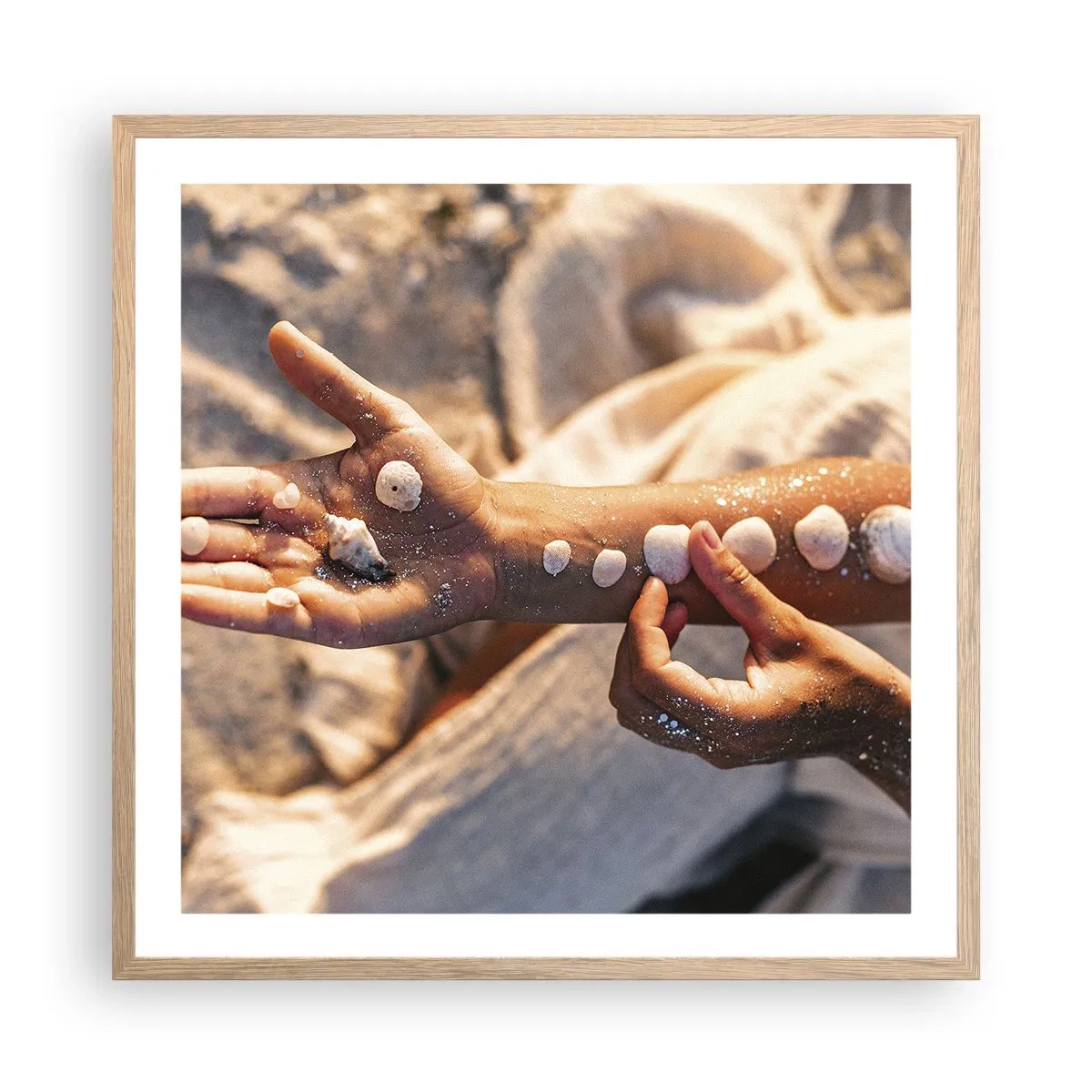 Plagát v ráme zo svetlého duba - Krása na dosah - 60x60 cm