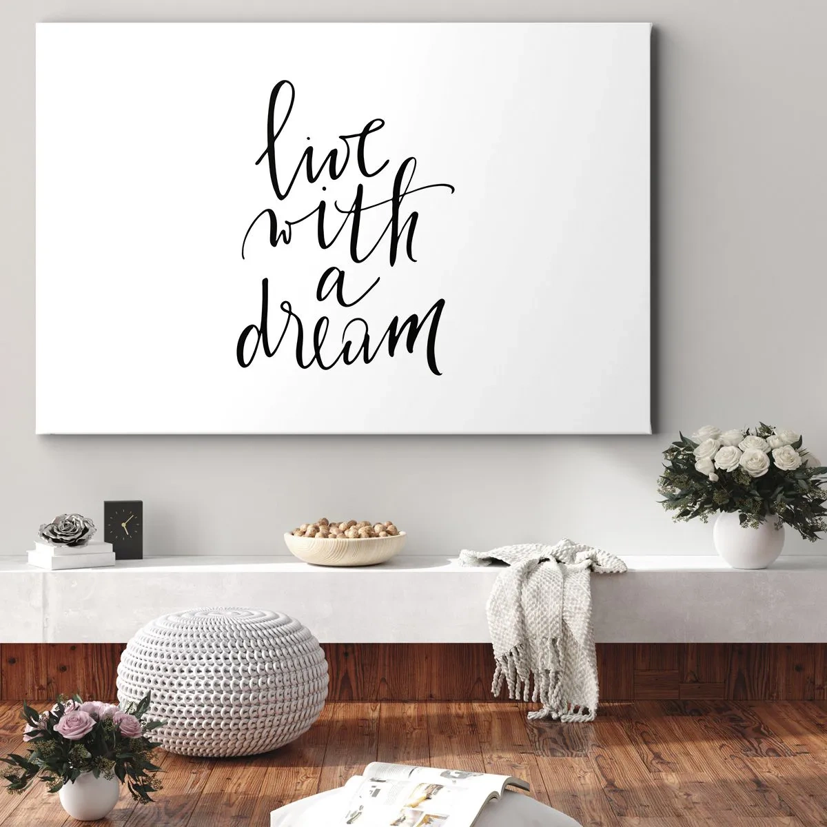 Obraz na plátne - Minimalistický obraz s nápisom „žiť so snom“ čiernou farbou na bielom pozadí. - 70x50cm - Of course - Moderná nástenná dekorácia do obývacej izby a spálne ARTTOR