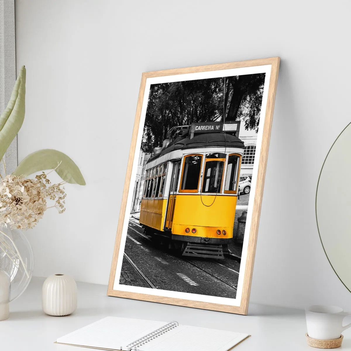 Plagát v ráme zo svetlého duba - Fado v pozadí - 70x100 cm