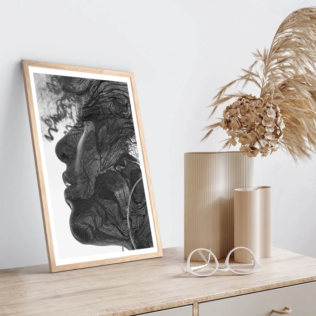 Plagát v ráme zo svetlého duba - Zapletená v snoch - 50x70 cm