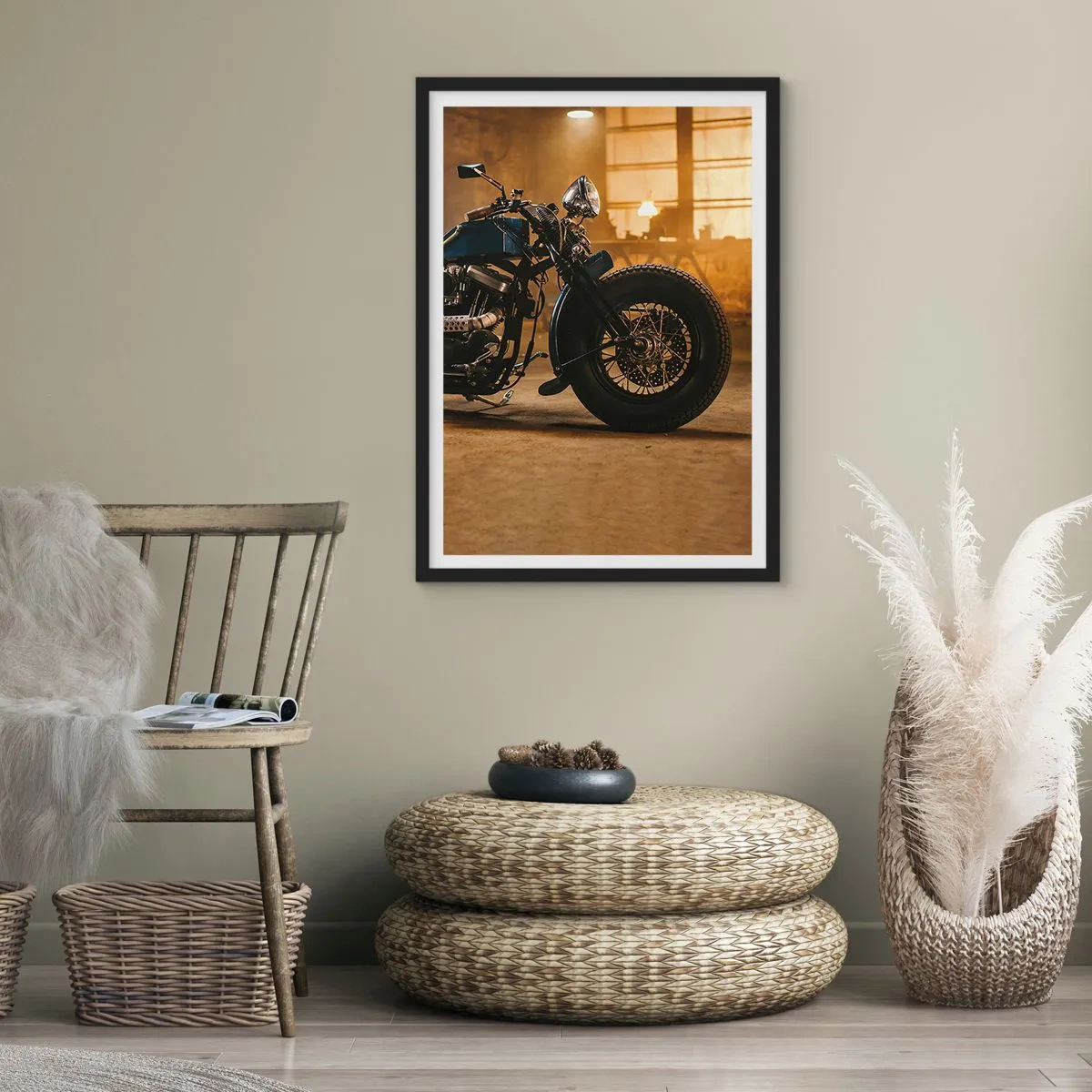 Plagát v čiernom ráme - Motocykel v štýlovej dielni - 50x70cm - Môžem všetko - Moderná nástenná dekorácia do obývacej izby a spálne ARTTOR