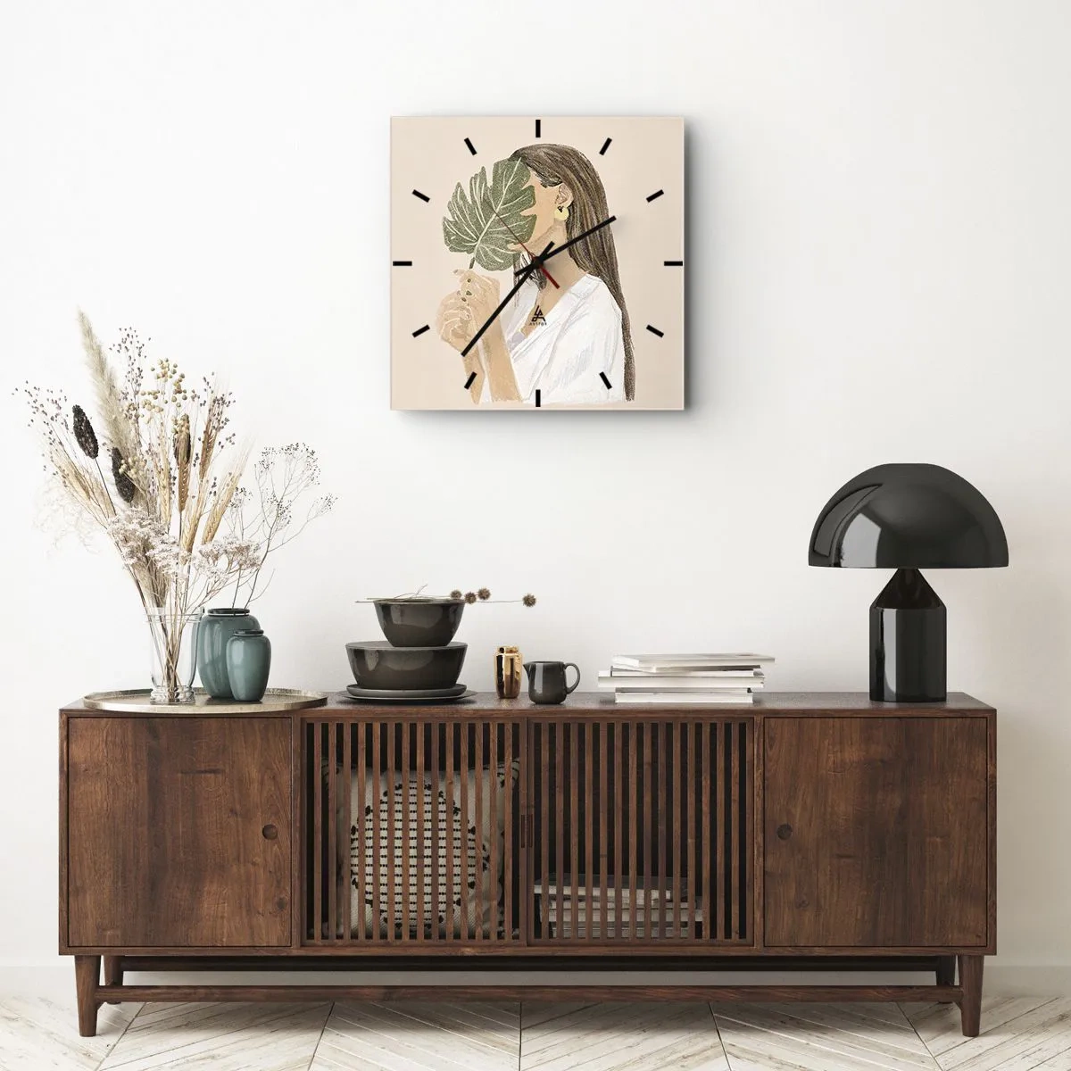 Nástenné hodiny - Tajomný portrét s vejárom - 40x40 cm