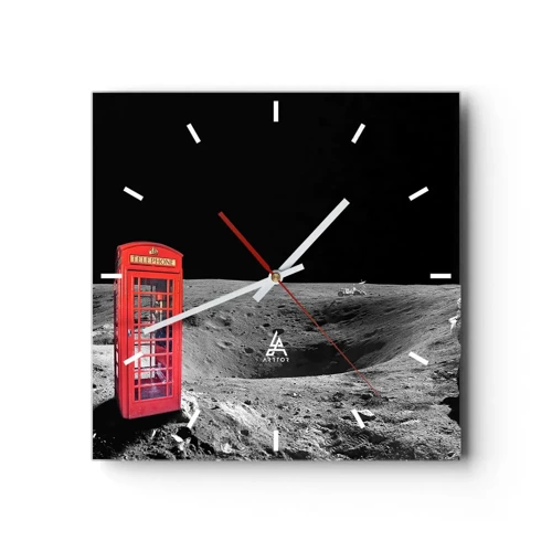 Nástenné hodiny, Hodiny Arttor 30x30 cm - Kozmický žart - Abstrakcia, Mesiac, Astronaut, Telefónna Búdka, Kráter, Štvorec, Ciferník čiarky, Do obývacej izby, Do spálne, Sivá, Červená, C3AC30x30-3181